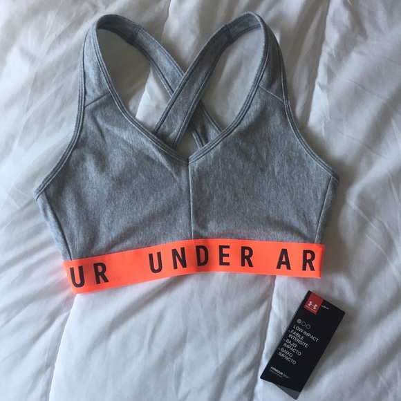 Under Armour Sports bra NWT - Picture 3 of 3